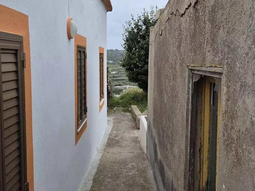 Immagine 2 di Rustico / casale in vendita  in Via Calvano snc a Fondachelli-Fantina