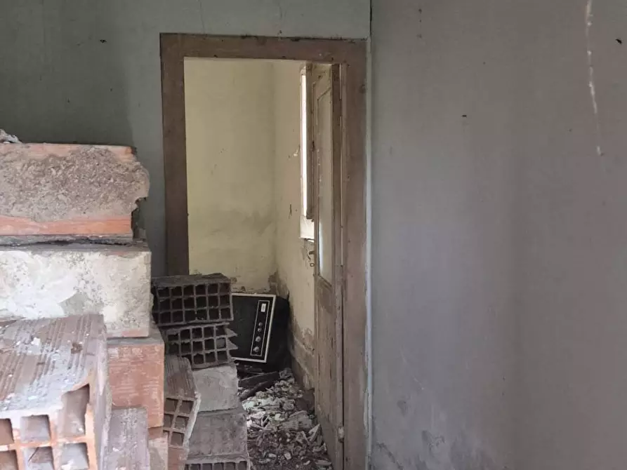 Immagine 15 di Rustico / casale in vendita  in Via Calvano snc a Fondachelli-Fantina