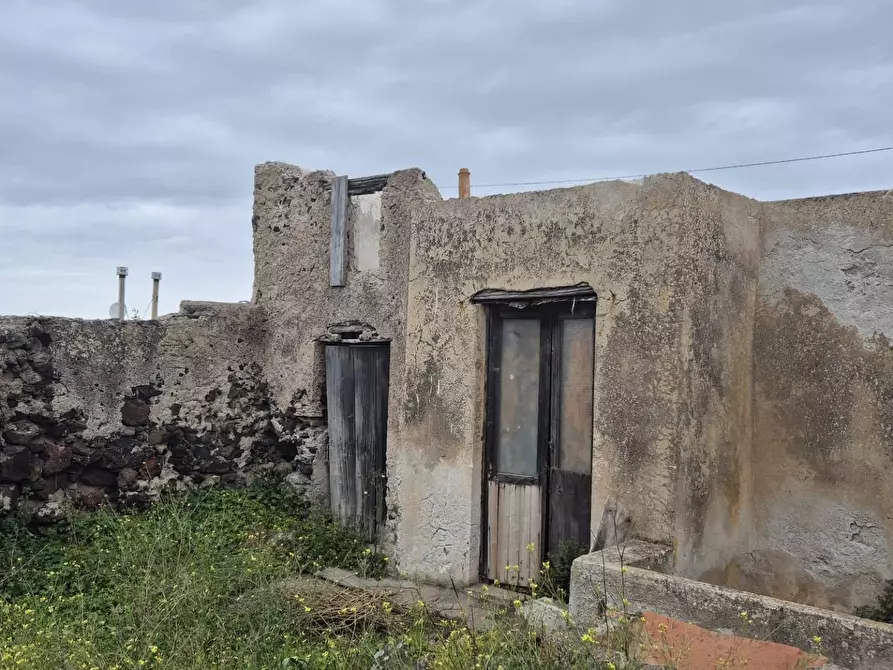 Immagine 3 di Rustico / casale in vendita  in Via Calvano snc a Fondachelli-Fantina