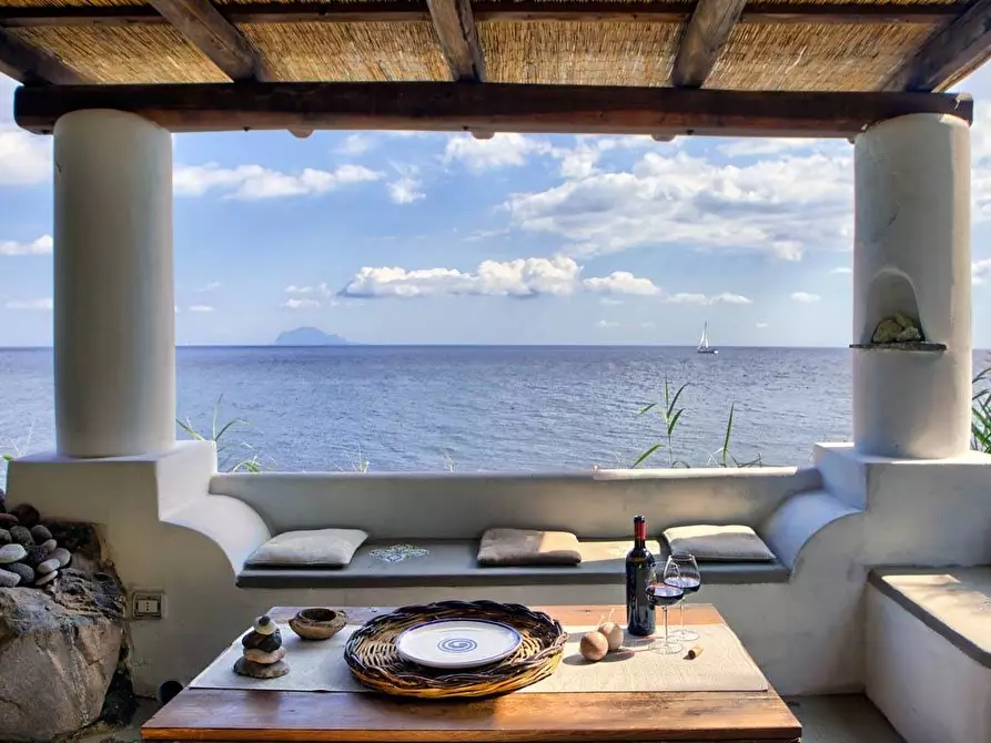 Immagine 3 di Villa in vendita  in Strada Provinciale 182 snc a Fondachelli-Fantina