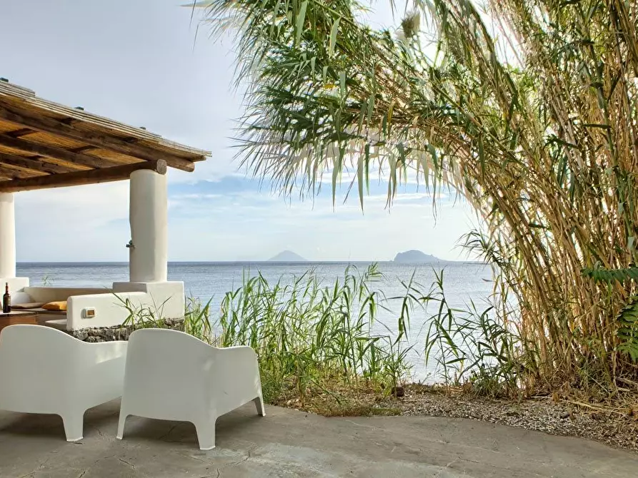 Immagine 2 di Villa in vendita  in Strada Provinciale 182 snc a Fondachelli-Fantina