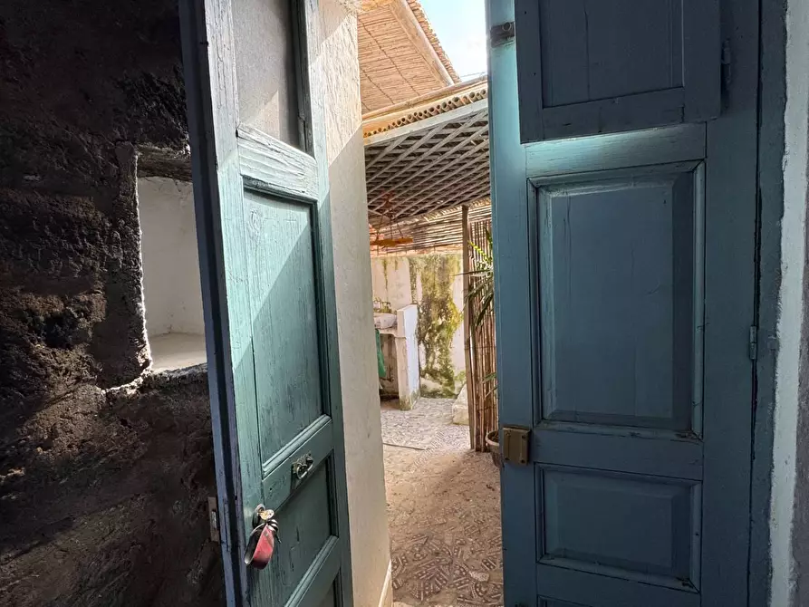 Immagine 28 di Appartamento in affitto  in Kania 97 a Pantelleria