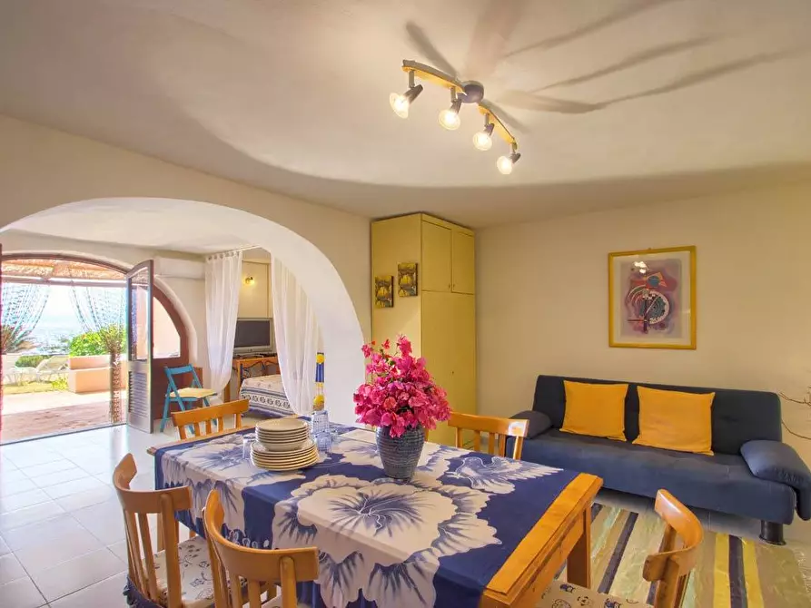 Immagine 3 di Villetta a schiera in vendita  in via Nero a Santa Marina Salina