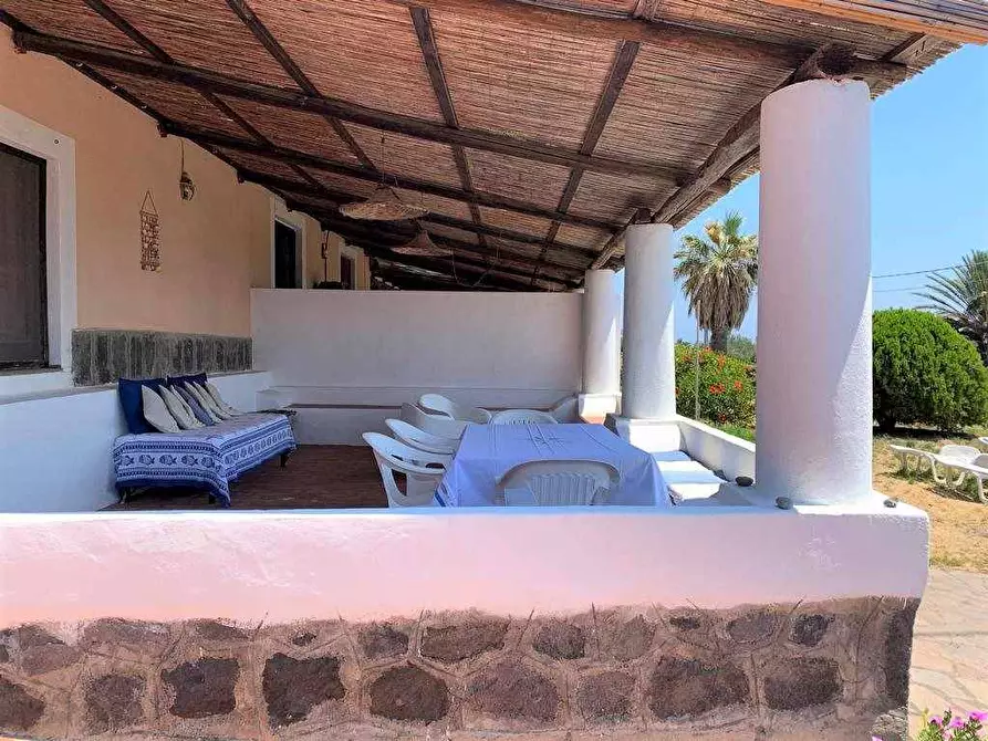 Immagine 21 di Villa in vendita  in vi Nero a Santa Marina Salina