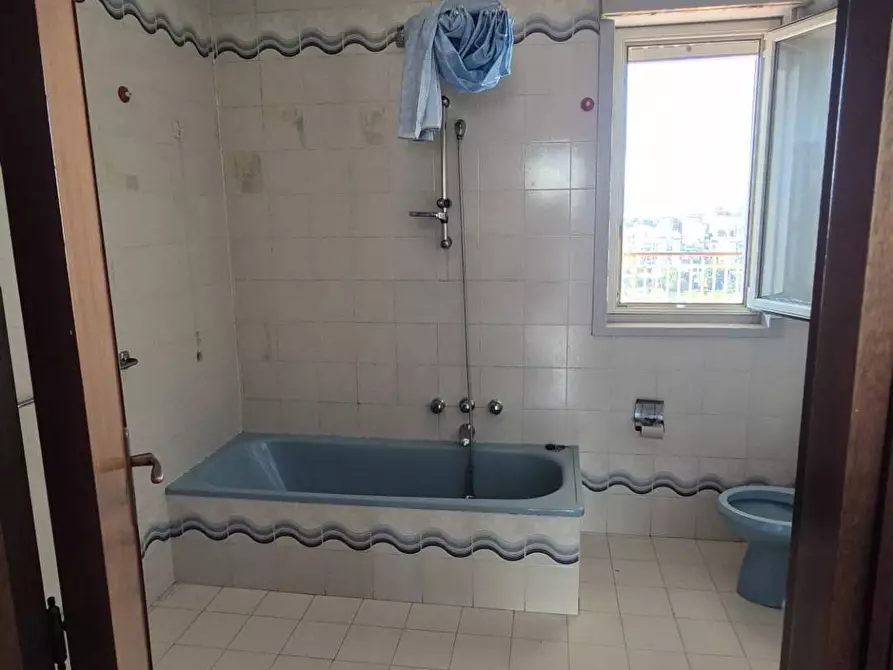 Immagine 50 di Attico in vendita  in Via Vincenzo Li Muli 102 a Palermo