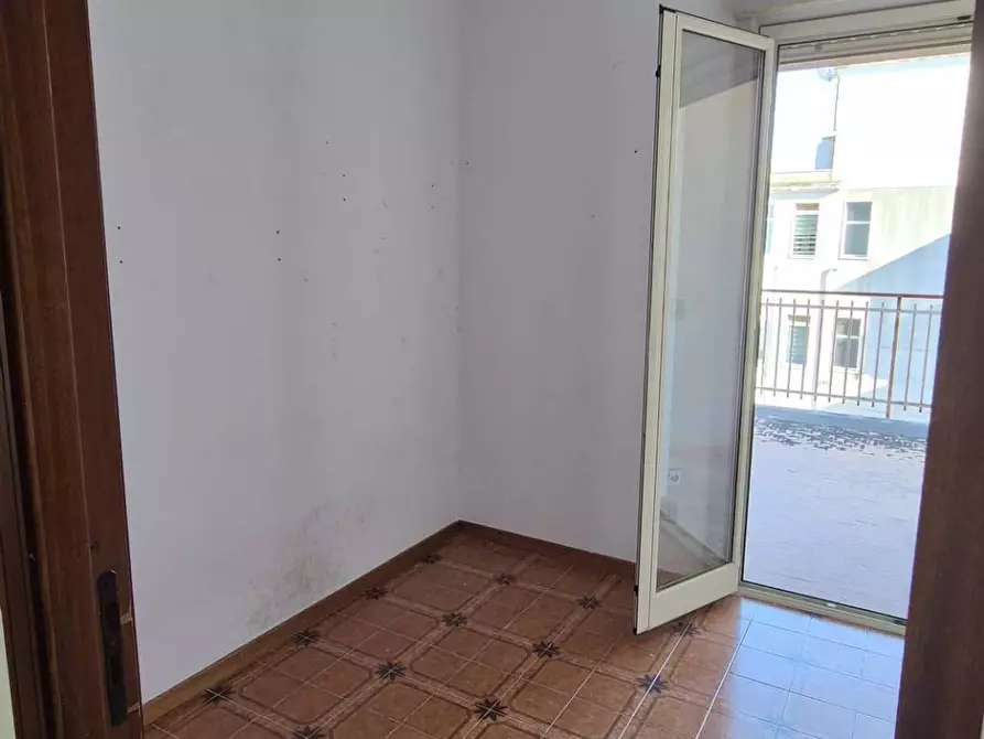 Immagine 61 di Attico in vendita  in Via Vincenzo Li Muli 102 a Palermo