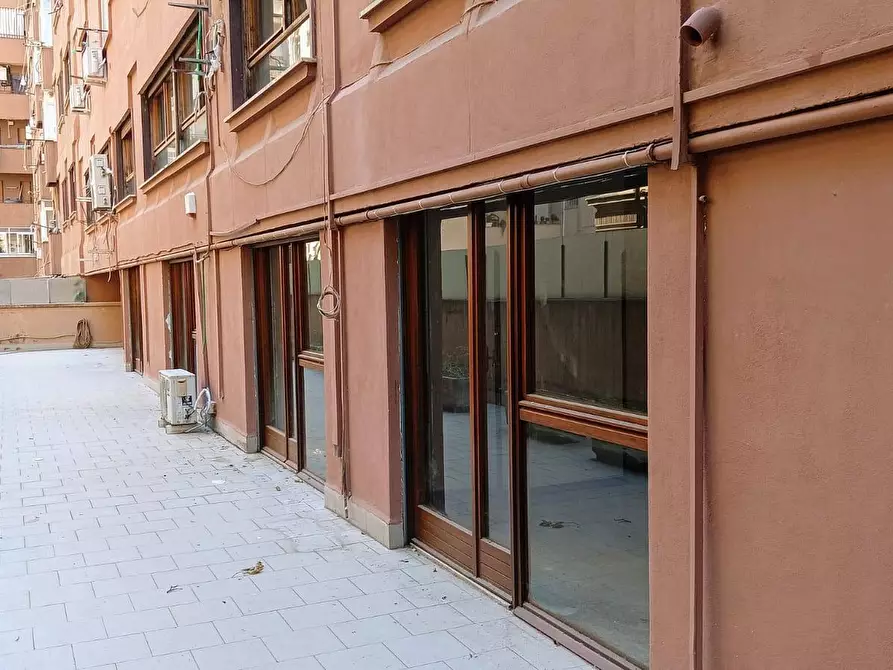 Immagine 3 di Ufficio in affitto  in Via Libertà 175 a Palermo