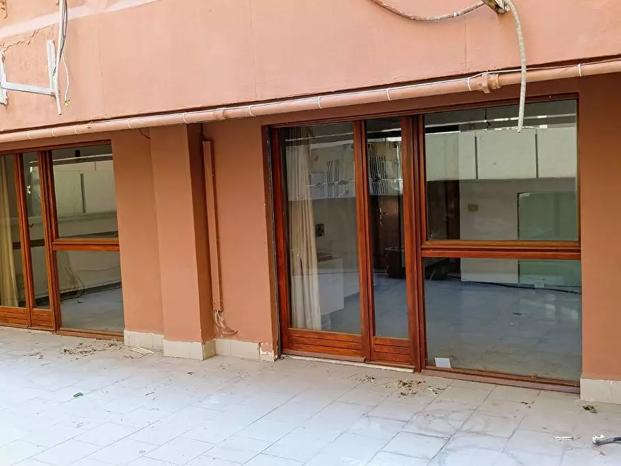 Immagine 4 di Ufficio in affitto  in Via Libertà 175 a Palermo