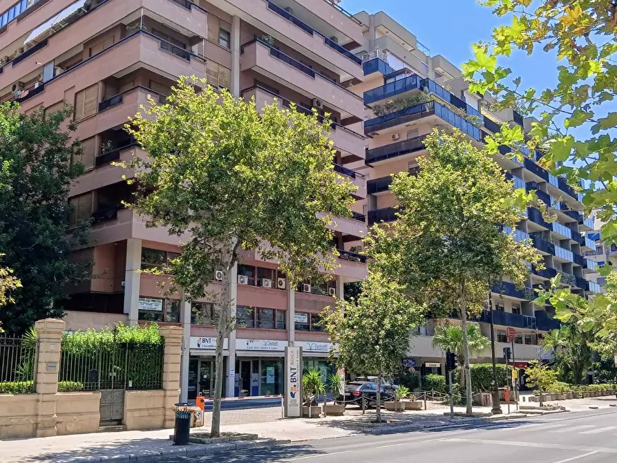 Immagine 10 di Ufficio in affitto  in Via Libertà 175 a Palermo