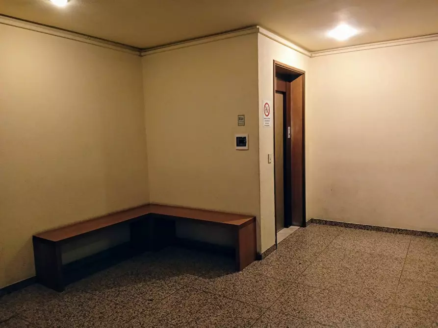 Immagine 12 di Ufficio in affitto  in Via Libertà 175 a Palermo