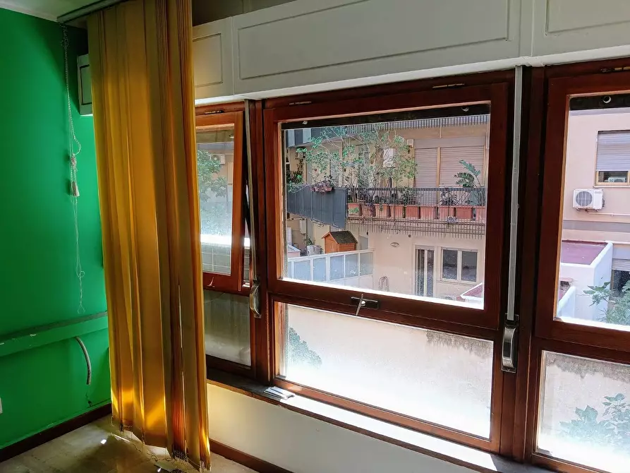 Immagine 25 di Ufficio in affitto  in Via Libertà 175 a Palermo