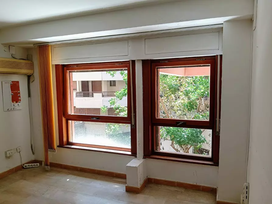 Immagine 30 di Ufficio in affitto  in Via Libertà 175 a Palermo