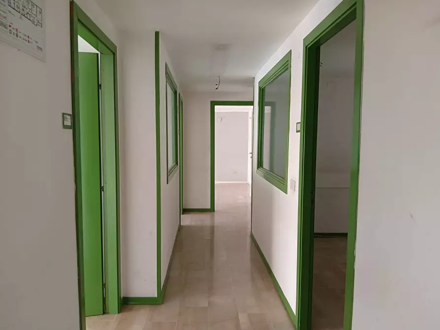 Immagine 61 di Ufficio in affitto  in Via Libertà 175 a Palermo