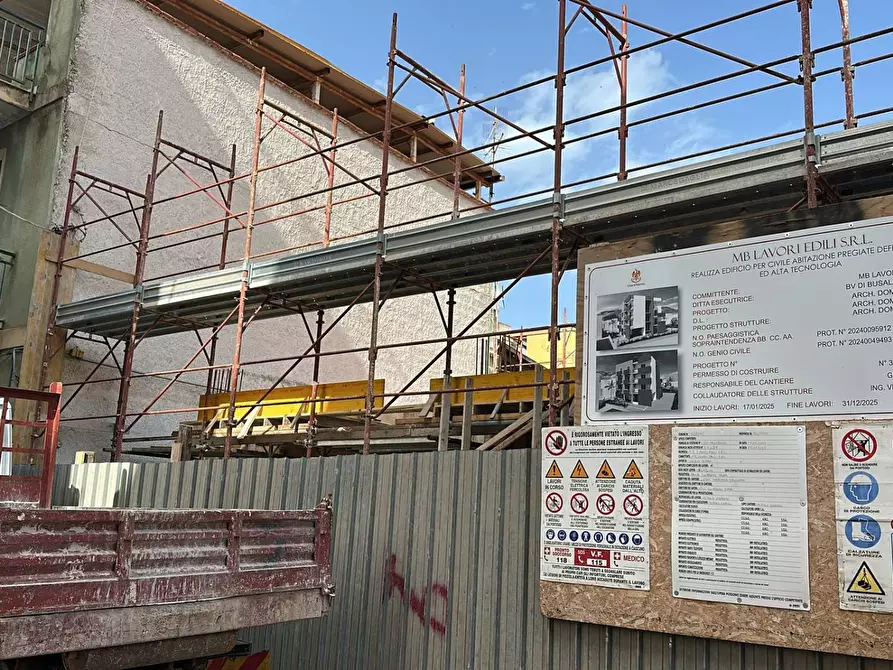 Immagine 1 di Appartamento in vendita  in Via Beniamino Gigli 12 a Palermo