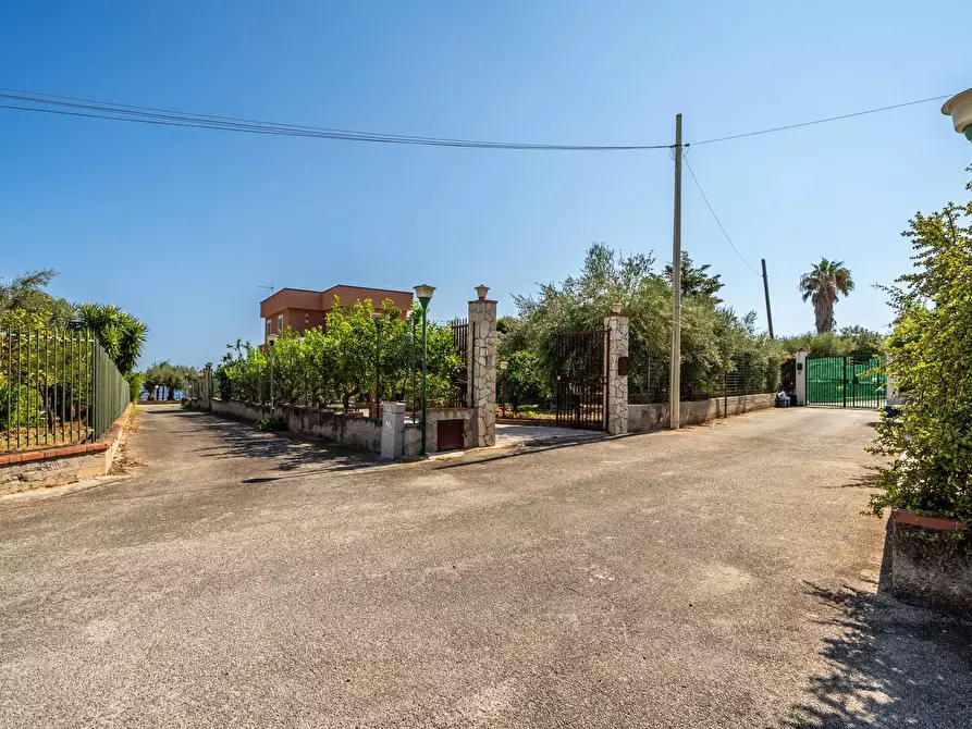 Immagine 3 di Villa in vendita  in Via Passi XIII snc a Altavilla Milicia