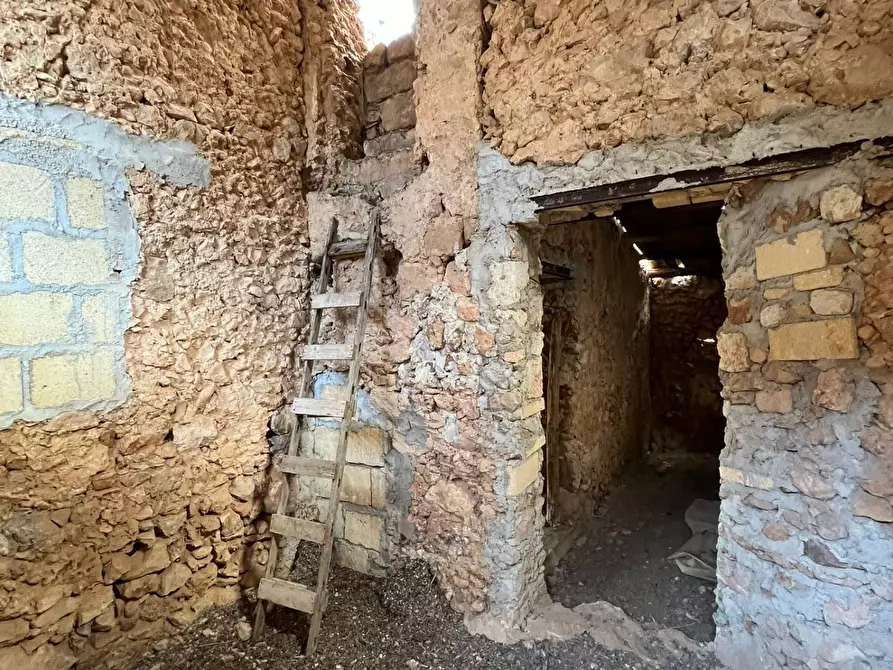 Immagine 4 di Rustico / casale in vendita  in Via Luoghicelli 77 a Palermo