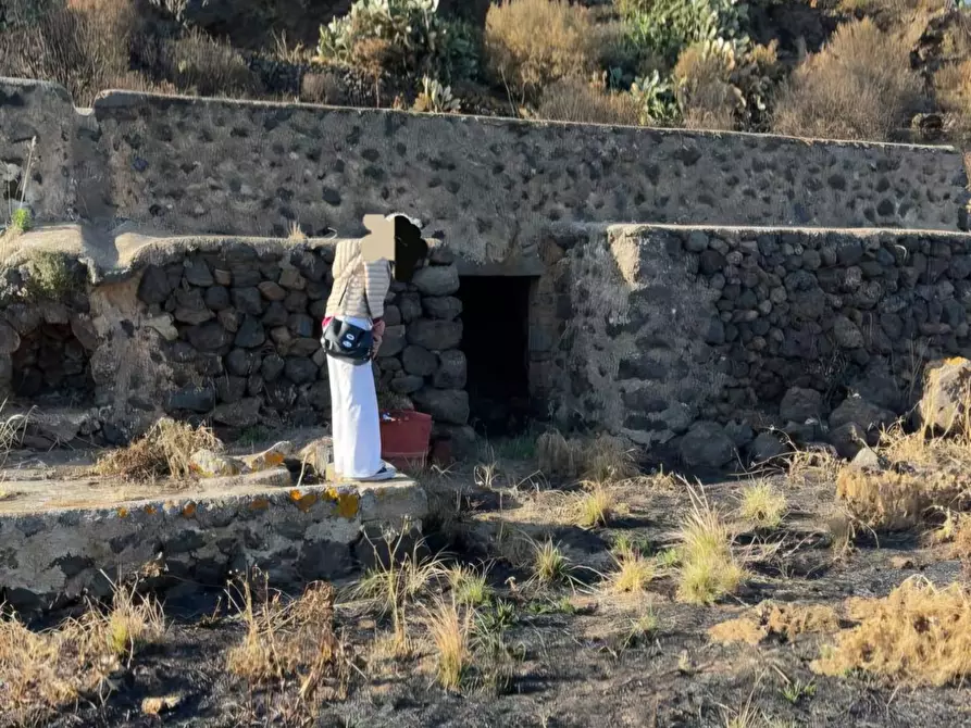 Immagine 4 di Villa in vendita  in Via Ziton di Nikà snc a Pantelleria