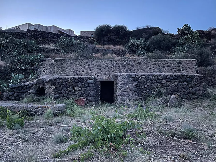Immagine 1 di Villa in vendita  in Via Ziton di Nikà snc a Pantelleria
