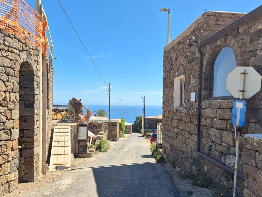 Immagine 51 di Villa in vendita  in Kania 97 a Pantelleria
