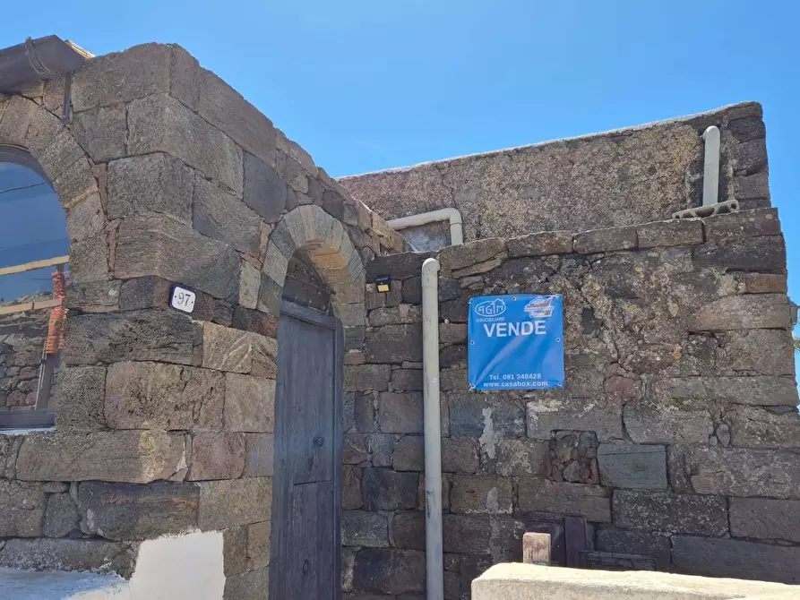 Immagine 57 di Villa in vendita  in Kania 97 a Pantelleria