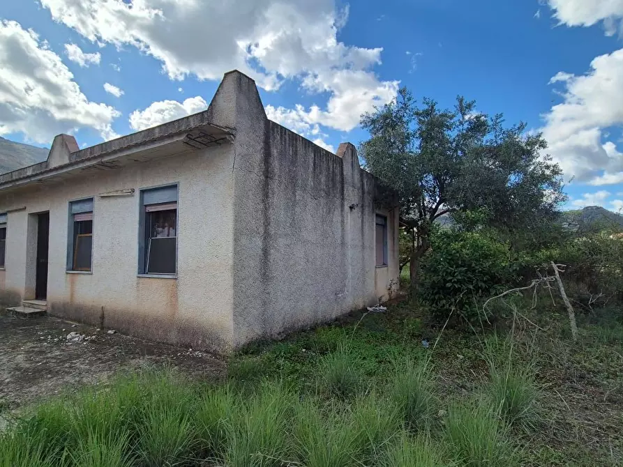 Immagine 2 di Villa in vendita  in Via Fraginesi 299/A a Castellammare Del Golfo