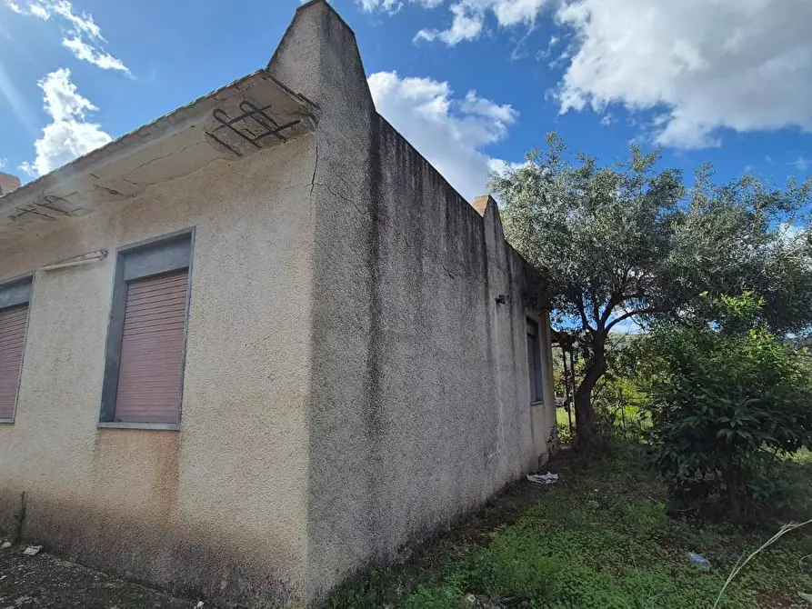 Immagine 41 di Villa in vendita  in Via Fraginesi 299/A a Castellammare Del Golfo