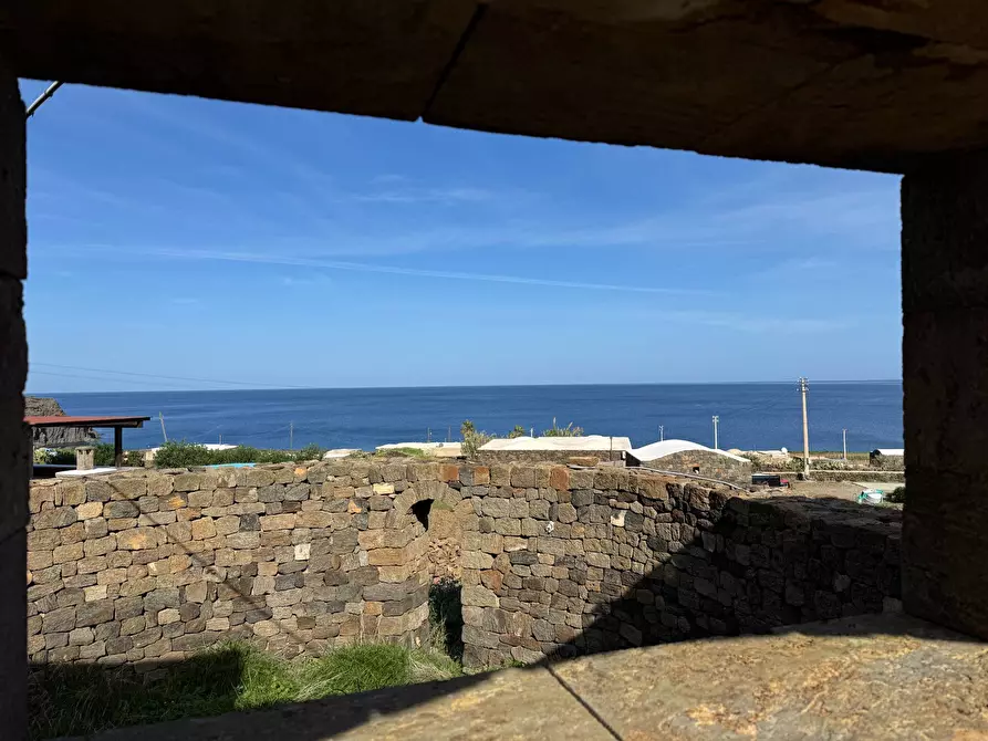 Immagine 31 di Casa indipendente in vendita  in Via Lago 1 a Pantelleria