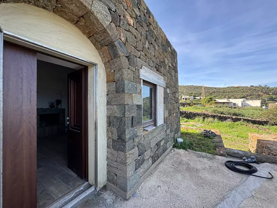 Immagine 5 di Casa indipendente in vendita  in Via Lago 1 a Pantelleria