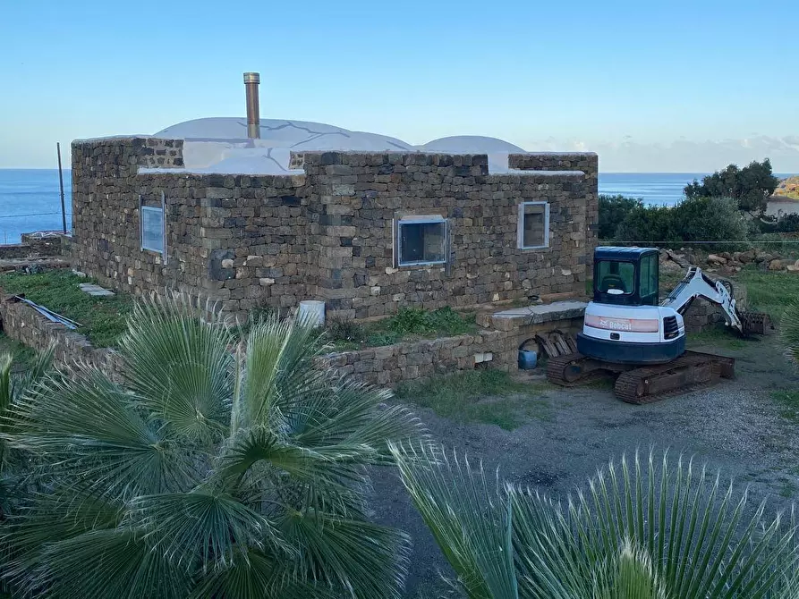 Immagine 2 di Casa indipendente in vendita  in Via Lago 1 a Pantelleria