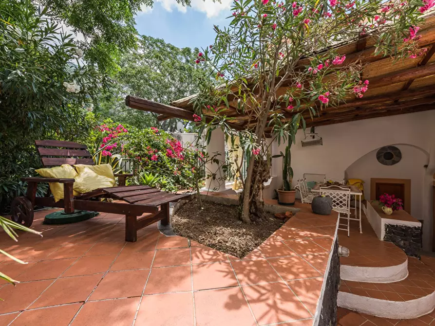 Immagine 17 di Appartamento in vendita  in Via Progresso 4 a Fondachelli-Fantina