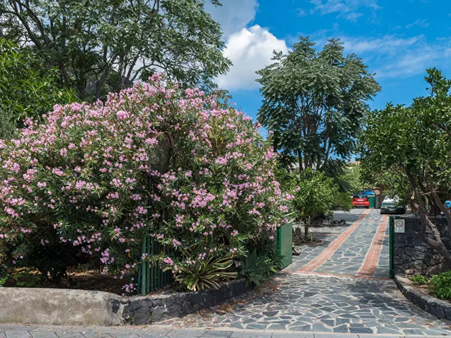 Immagine 27 di Appartamento in vendita  in Via Progresso 4 a Fondachelli-Fantina