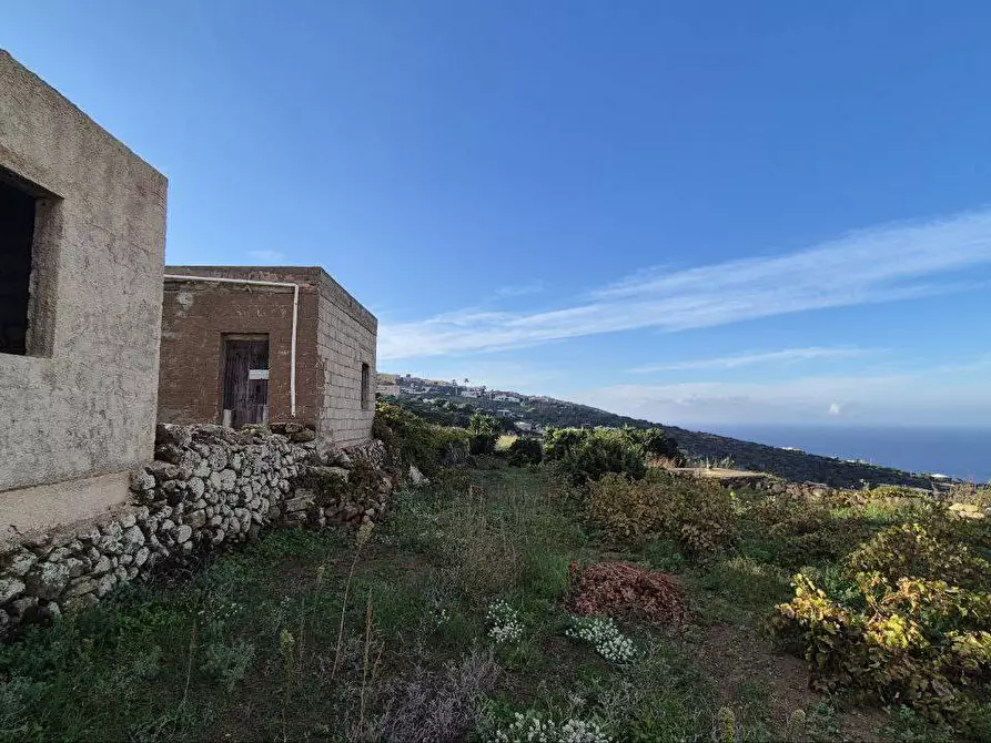 Immagine 11 di Villa in vendita  in via Marina snc a Pantelleria
