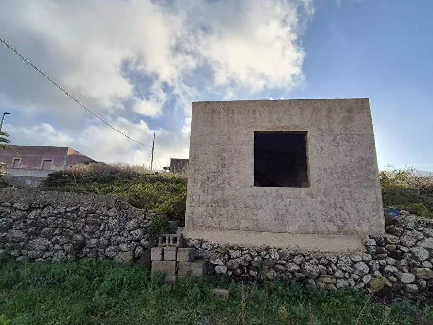 Immagine 16 di Villa in vendita  in via Marina snc a Pantelleria