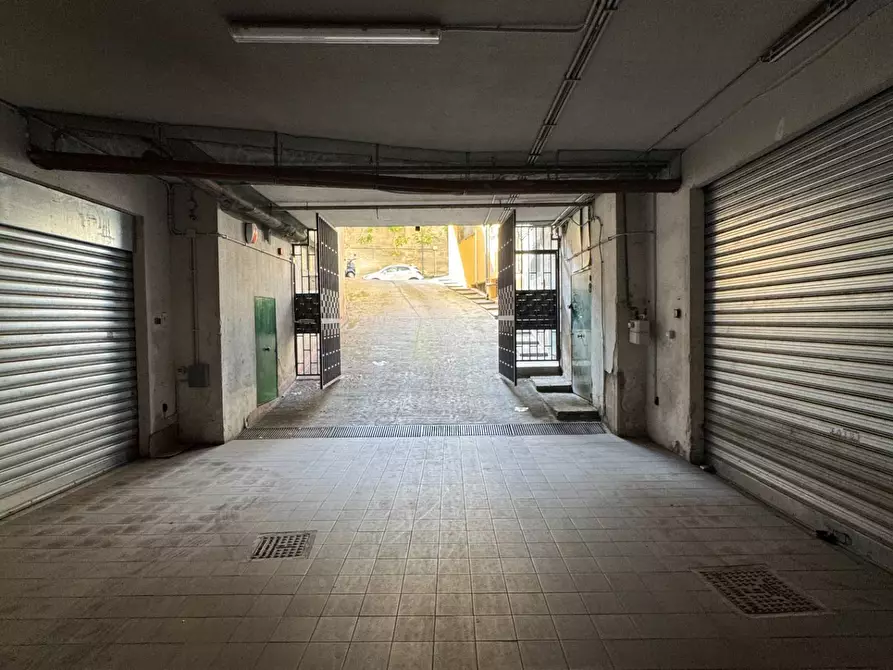 Immagine 7 di Box auto in vendita  in Via Salvatore Puglisi 15 a Palermo