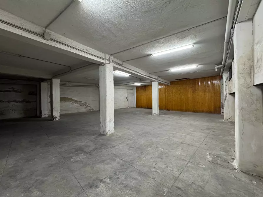 Immagine 12 di Box auto in vendita  in Via Salvatore Puglisi 15 a Palermo