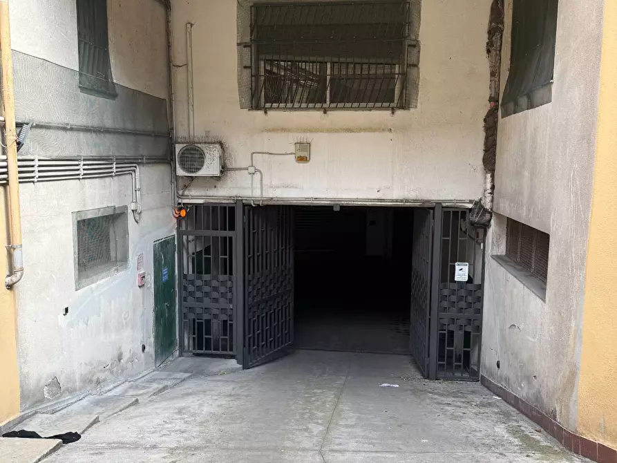 Immagine 21 di Box auto in vendita  in Via Salvatore Puglisi 15 a Palermo