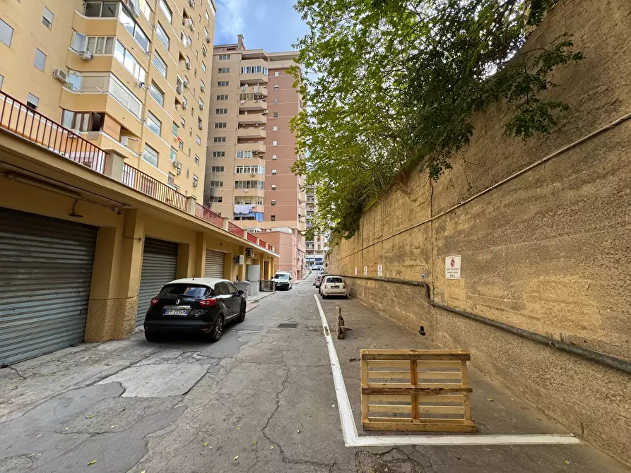 Immagine 23 di Box auto in vendita  in Via Salvatore Puglisi 15 a Palermo