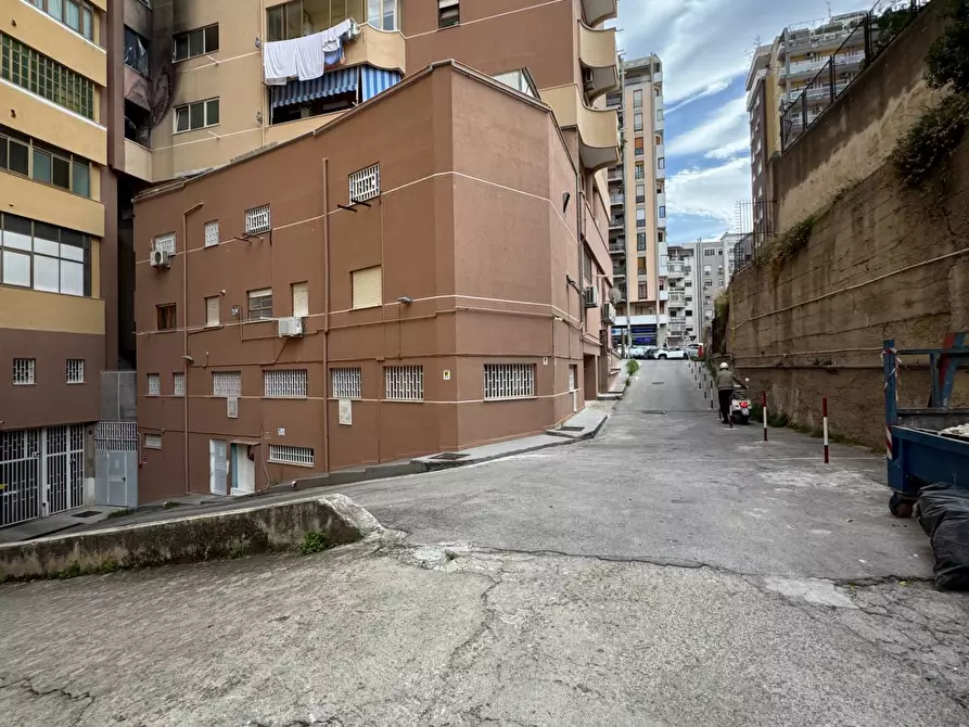 Immagine 24 di Box auto in vendita  in Via Salvatore Puglisi 15 a Palermo