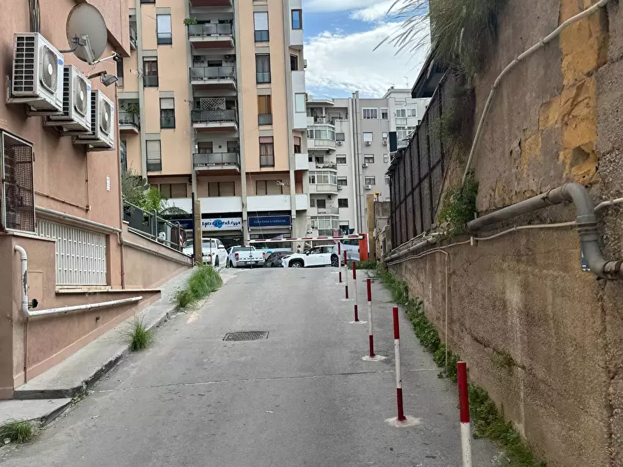 Immagine 26 di Box auto in vendita  in Via Salvatore Puglisi 15 a Palermo