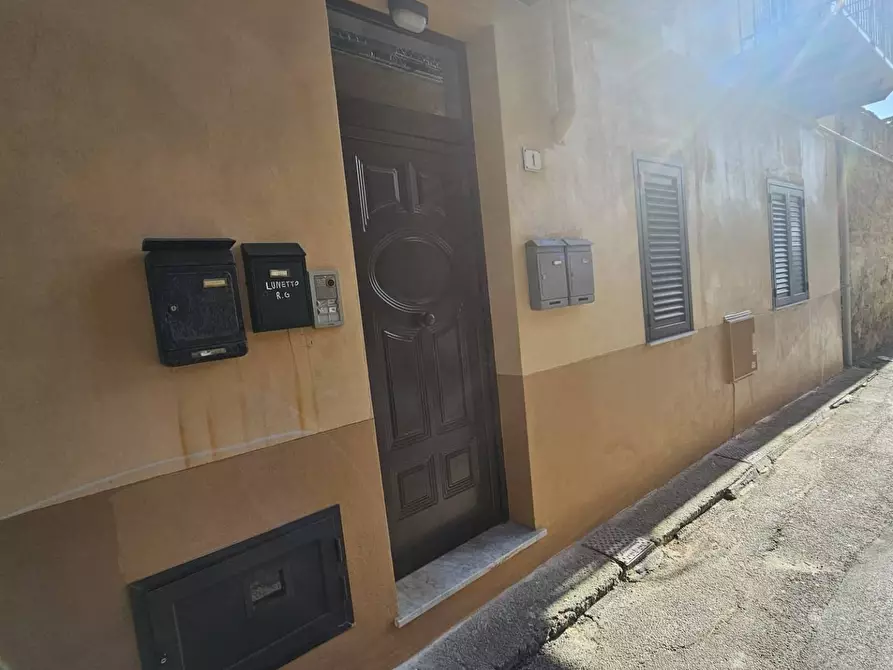 Immagine 43 di Appartamento in affitto  in Via Palestra 1 a Palermo