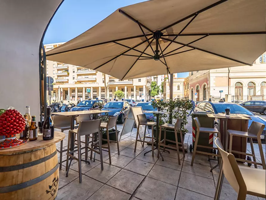 Immagine 7 di Locale commerciale in vendita  in Via Volturno 120 a Palermo