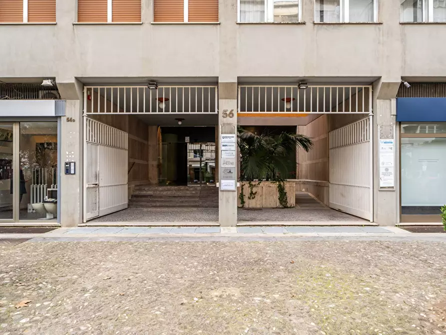 Immagine 6 di Appartamento in affitto  in Via Della Liberta' 56 a Palermo