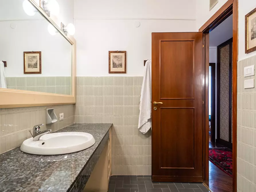 Immagine 22 di Appartamento in affitto  in Via Della Liberta' 56 a Palermo