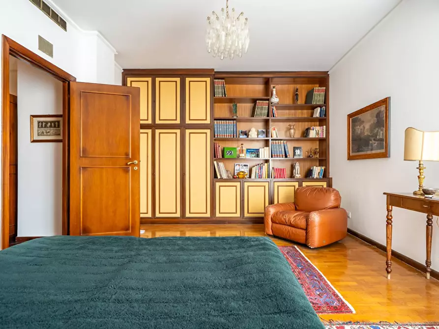 Immagine 38 di Appartamento in affitto  in Via Della Liberta' 56 a Palermo