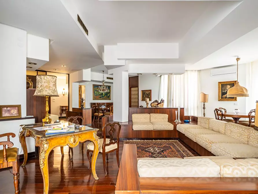 Immagine 51 di Appartamento in affitto  in Via Della Liberta' 56 a Palermo