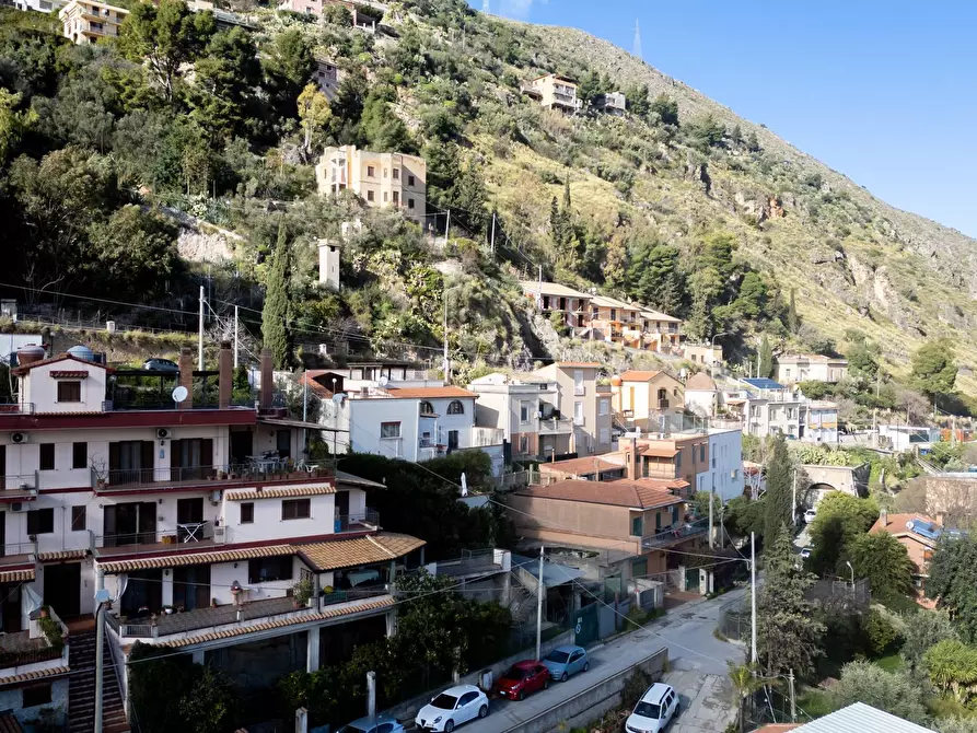 Immagine 3 di Appartamento in vendita  in Via Case Trifirò 9 a Monreale