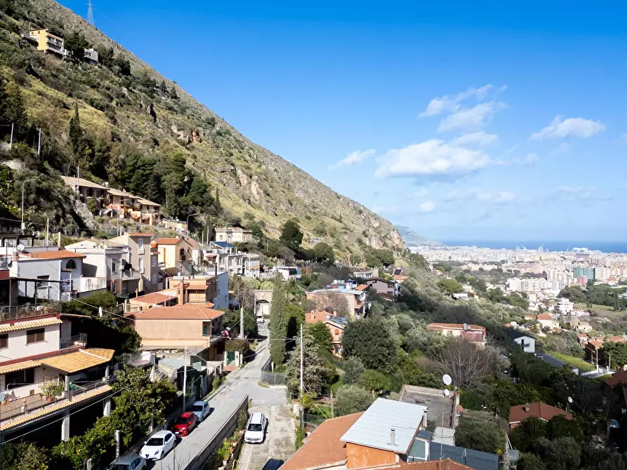 Immagine 4 di Appartamento in vendita  in Via Case Trifirò 9 a Monreale