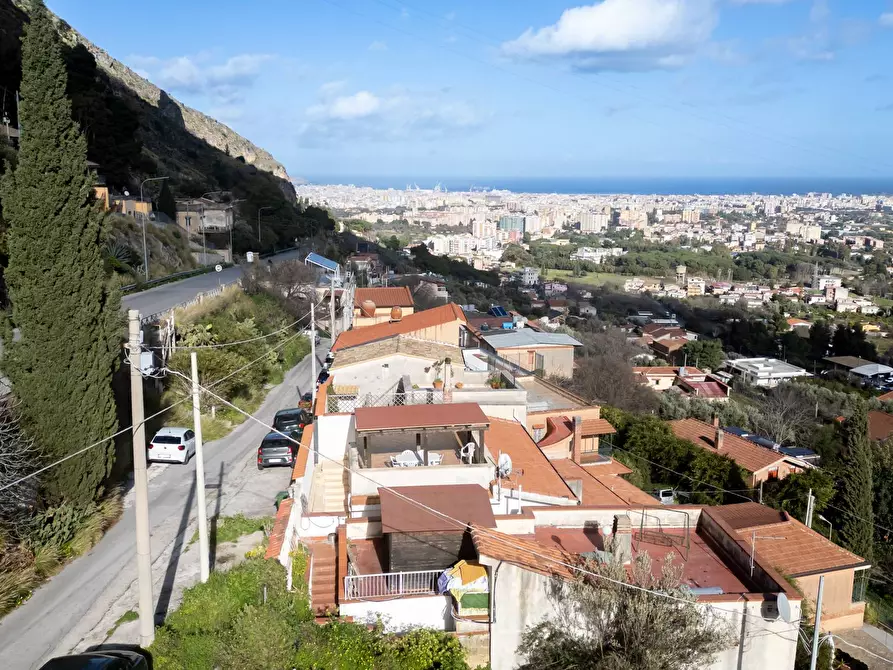 Immagine 18 di Appartamento in vendita  in Via Case Trifirò 9 a Monreale