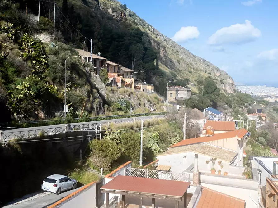 Immagine 33 di Appartamento in vendita  in Via Case Trifirò 9 a Monreale