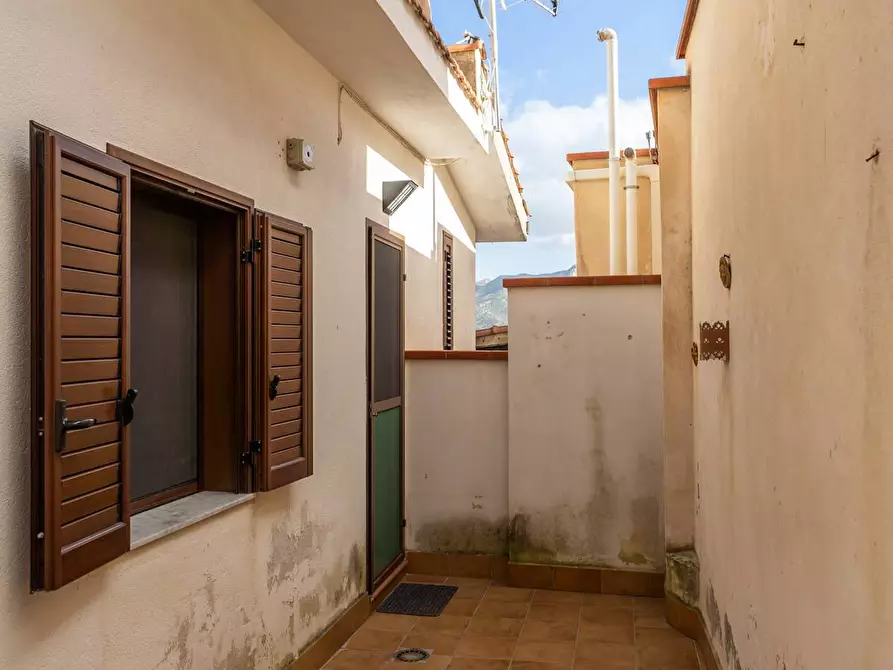 Immagine 51 di Appartamento in vendita  in Via Case Trifirò 9 a Monreale